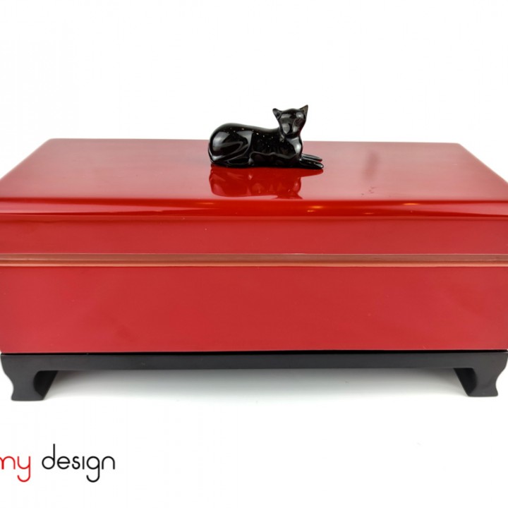 Red rectangular lacquer box attached with horn cat included with stand 26*11*H8 cm